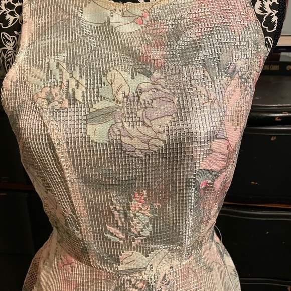 new never worn - Picture 2 of 6